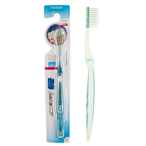 Антибактериальная зубная щетка MEDICARE Antibacterial toothbrush  с двухуровневой щетиной (средне-жесткая щетина) 1 шт.