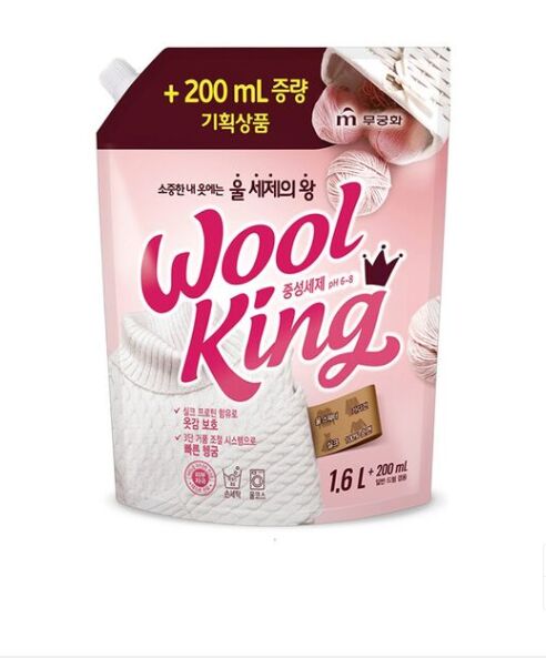 Жидкое средство Mukunghwa Wool King Liquid Detergent для стирки изделий из деликатных тканей 1,8 л