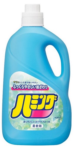 Кондиционер для белья KAO Humming (аромат свежих цветов) 2,5 л